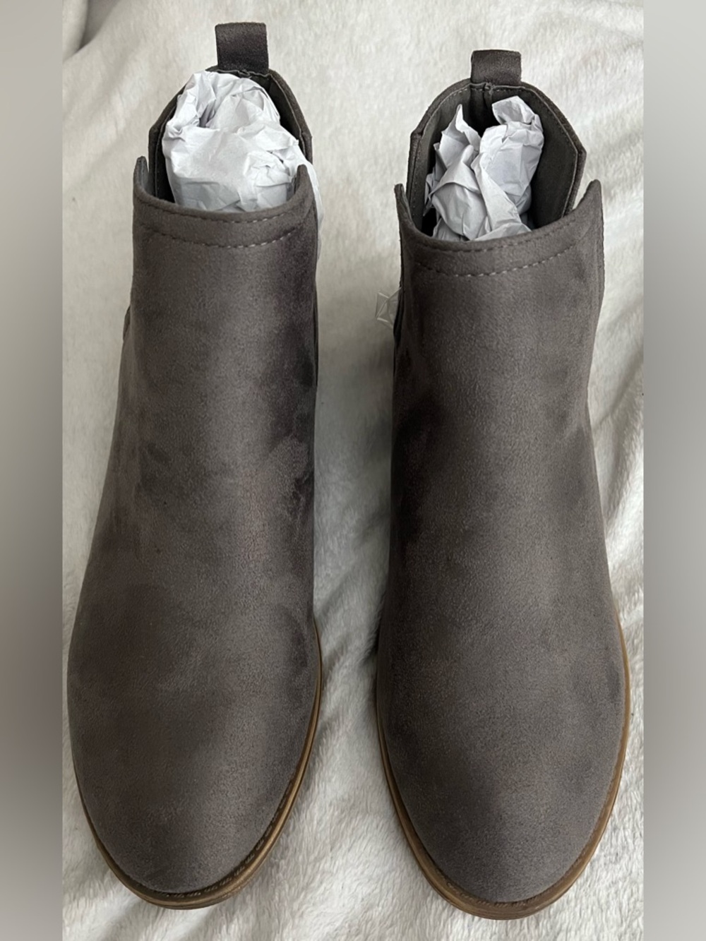 NWT Journee Collection Womens Rimi Grey Faux Suede Pull-On Ankle Boots - Picture 2 of 4